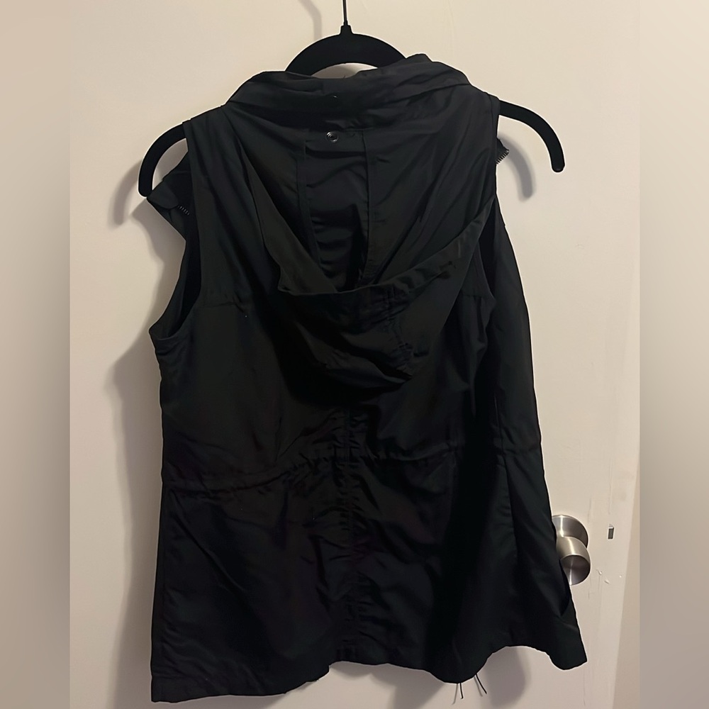 Vest - Picture 2 of 2